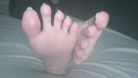 Viv West online show from 03.06.25