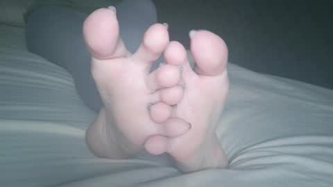 Viv West online show from 03.12.25