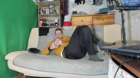 Snapshot of telepaticman chatting on 02.03.25 Virg Lszl online show from 02.03.25