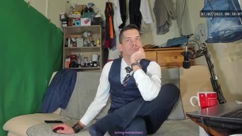 Snapshot of telepaticman chatting on 02.06.25 Virg Lszl online show from 02.06.25