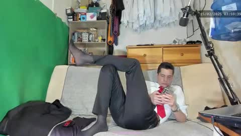 Snapshot of telepaticman chatting on 02.15.25 Virg Lszl online show from 02.15.25