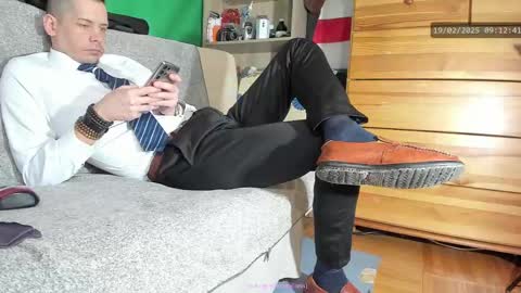 Snapshot of telepaticman chatting on 02.19.25 Virg Lszl online show from 02.19.25