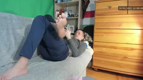 Snapshot of telepaticman chatting on 02.24.25 Virg Lszl online show from 02.24.25
