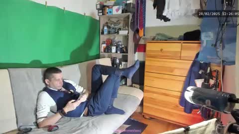 Snapshot of telepaticman chatting on 02.28.25 Virg Lszl online show from 02.28.25