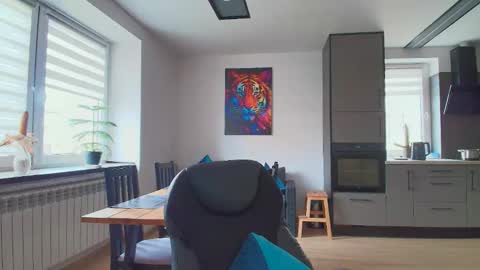 Snapshot of tell_me_goddess chatting on 10.23.25 Amazing SALOME online show from 10.23.25