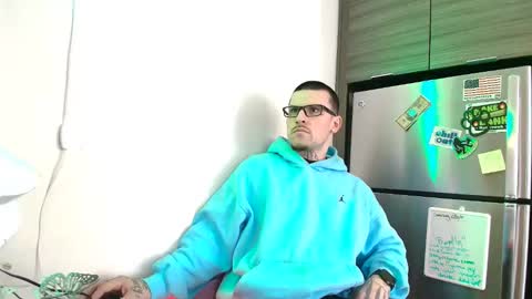 Snapshot of tempsnasty chatting on 02.14.26 tempsnasty online show from 02.14.26