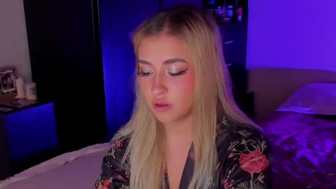 Sara online show from 04.24.26