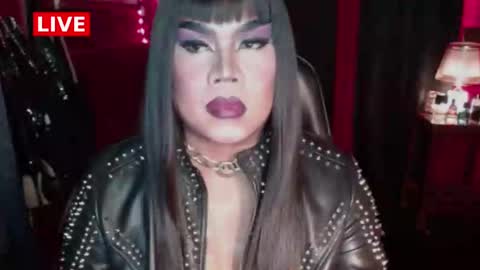 Snapshot of temptress_cocoxxx chatting on 12.23.24 Mistress Coco online show from 12.23.24