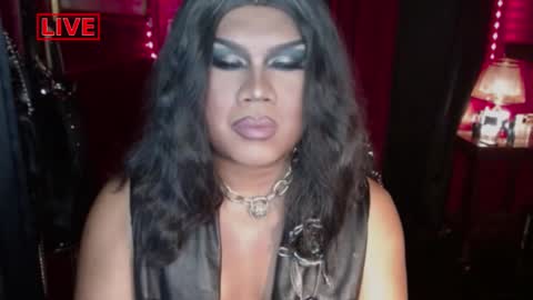 Snapshot of temptress_cocoxxx chatting on 01.21.25 Mistress Coco online show from 01.21.25