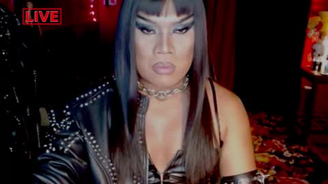 Snapshot of temptress_cocoxxx chatting on 02.18.25 Mistress Coco online show from 02.18.25