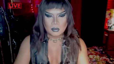 Snapshot of temptress_cocoxxx chatting on 02.21.25 Mistress Coco online show from 02.21.25