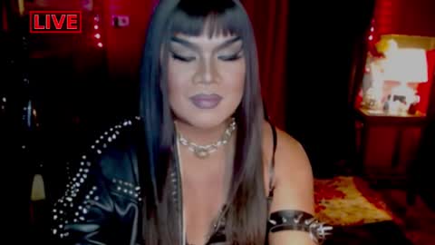 Snapshot of temptress_cocoxxx chatting on 03.11.25 Mistress Coco online show from 03.11.25