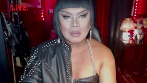 Snapshot of temptress_cocoxxx chatting on 09.08.25 Mistress Coco online show from 09.08.25