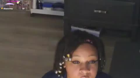 Gaia online show from 10.11.25