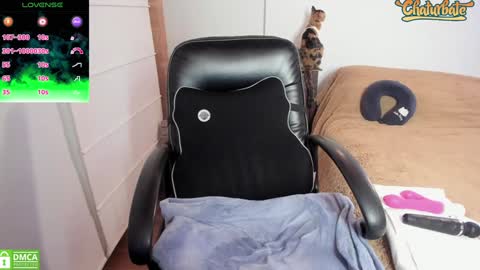 Snapshot of temptressweet chatting on 01.25.25 Scar online show from 01.25.25