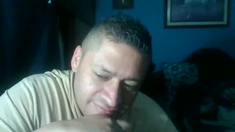 Snapshot of tender_eldelatienda chatting on 12.10.24 Fabio Canavaro online show from 12.10.24