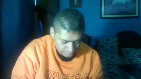 Snapshot of tender_eldelatienda chatting on 12.22.24 Fabio Canavaro online show from 12.22.24