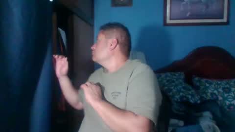 Snapshot of tender_eldelatienda chatting on 02.14.25 Fabio Canavaro online show from 02.14.25