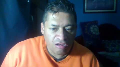 Snapshot of tender_eldelatienda chatting on 02.18.25 Fabio Canavaro online show from 02.18.25