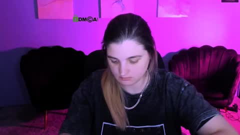 Snapshot of tender_louise chatting on 02.22.26 ur Louise online show from 02.22.26