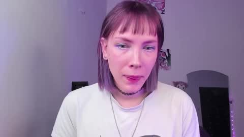 Snapshot of tenebrise chatting on 02.16.26 Kira online show from 02.16.26