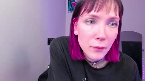 Snapshot of tenebrise chatting on 02.22.26 Kira online show from 02.22.26