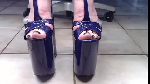 teninchheels online show from 01.31.25