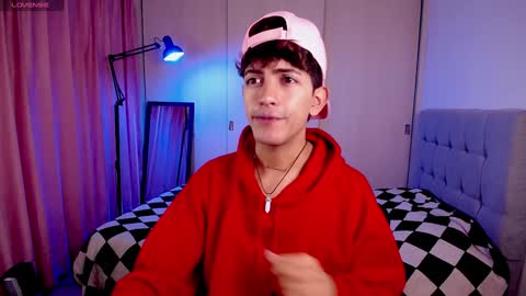 teo brown Independent model online show from 01.31.25
