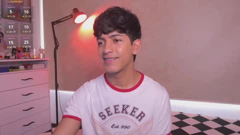 teo brown Independent model online show from 10.30.25