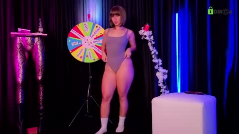 teresa  help me reach 100 like online show from 05.17.26