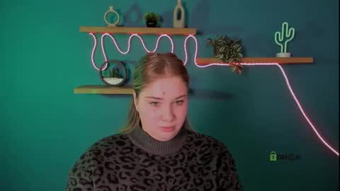 Snapshot of tereza_moon chatting on 10.27.25 Youre Tereza online show from 10.27.25