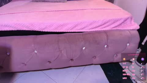 Terra Elowen online show from 10.26.25