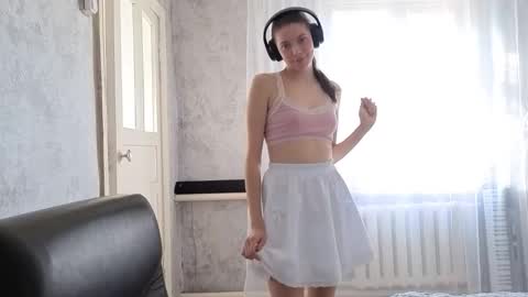 Anny Simpson online show from 10.07.25