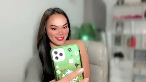 TERRI  the girl will hunt you online show from 12.04.24
