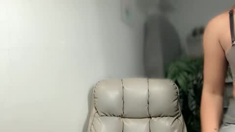 TERRI  the girl will hunt you online show from 12.09.24