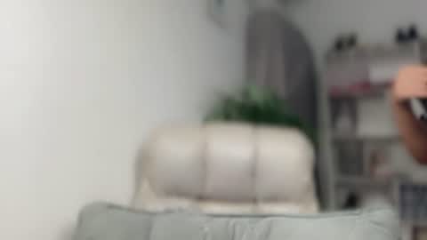 TERRI  the girl will hunt you online show from 12.11.24