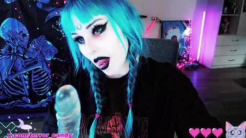 CRY BABY online show from 01.25.25