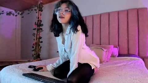 Snapshot of terumikitty chatting on 09.24.25 terumikitty online show from 09.24.25