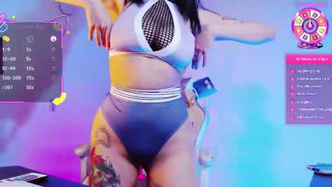 Snapshot of tessa_____ chatting on 10.20.25 Tessa  online show from 10.20.25