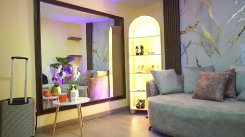 Tessa Fox online show from 02.25.26