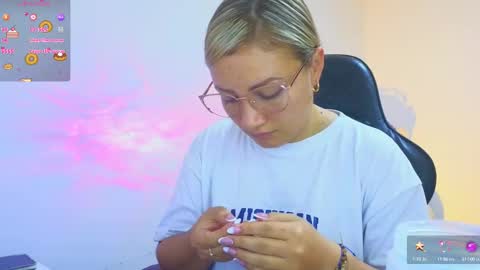 Tessy online show from 09.19.25