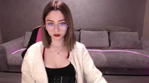 Tessa online show from 12.02.25