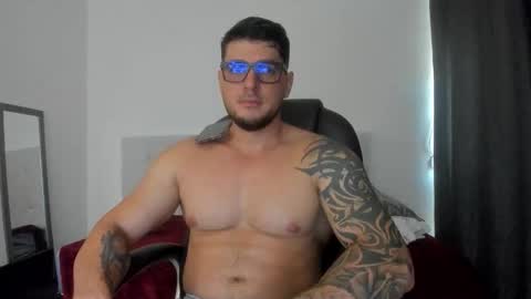 Snapshot of teylor_creed chatting on 11.05.25 teylor creed online show from 11.05.25