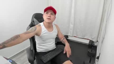 Teylor Fel online show from 01.17.25