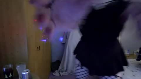 Kirstie online show from 06.17.26