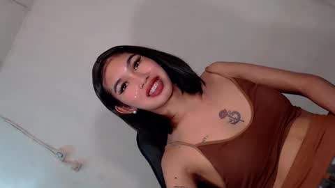 Snapshot of tgirl_luna69 chatting on 12.16.24 Luna online show from 12.16.24