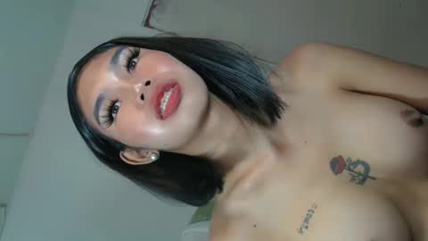 Snapshot of tgirl_luna69 chatting on 02.04.25 Luna online show from 02.04.25