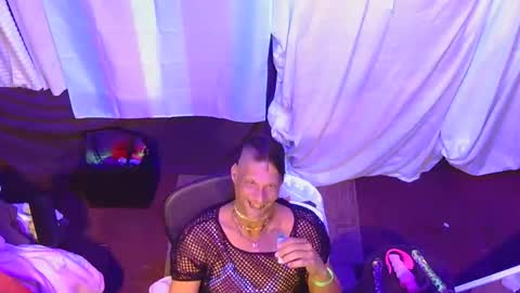 tgirllover69141980 online show from 10.25.25