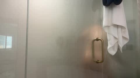 Snapshot of tgirltoesx chatting on 11.16.25 babygirlmami online show from 11.16.25