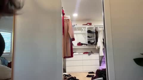 babygirlmami online show from 02.08.26